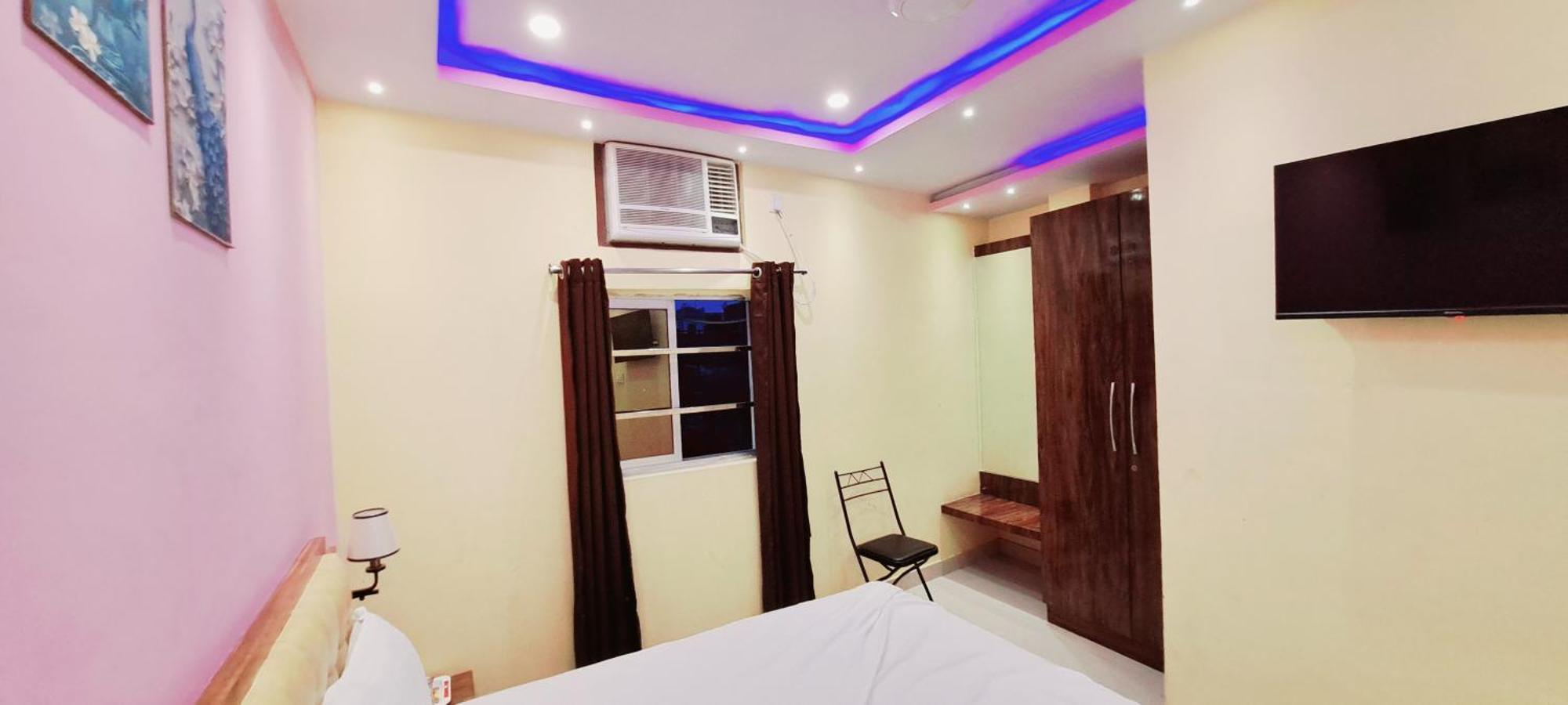 Hotel Ananya